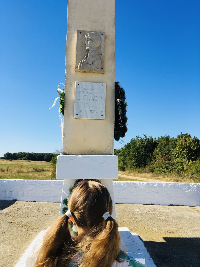 Eroii de pe frontul Varnița – Muncelu au fost comemorați de Asociația Femeilor Ortodoxe din Eparhia Buzăului și Vrancei