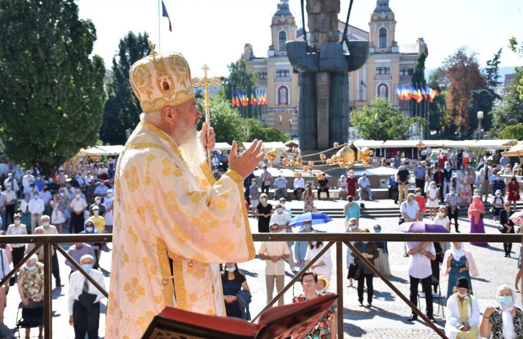Mitropolitul Andrei îndeamnă: Trebuie să fim recunoscători în tot momentul față de Bunul Dumnezeu