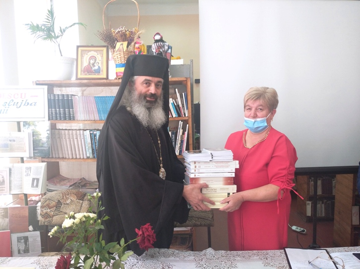 Episcopia de Bălţi i-a omagiat pe filantropii basarabeni Vasile Stroescu şi Nicolae Casso