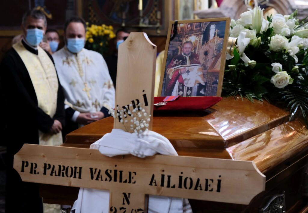 Mesajul Patriarhului Daniel la înmormântarea Părintelui Vasile Ailioaei