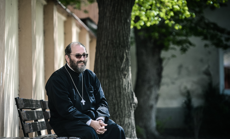 TVR recomandă o nouă emisiune: „Zi de zi cu Părintele Constantin Necula”