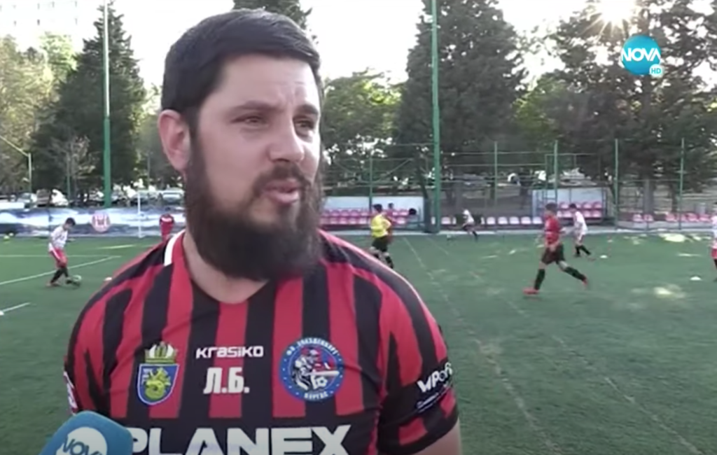 Защо футболист реши да стане свещеник?