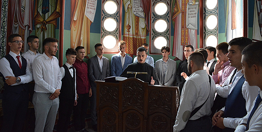 Почетак школске године у Богословији у Крагујевцу