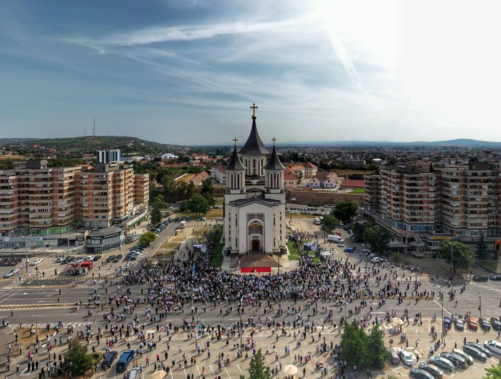 Cum arată Catedrala Episcopală „Învierea Domnului” din Oradea
