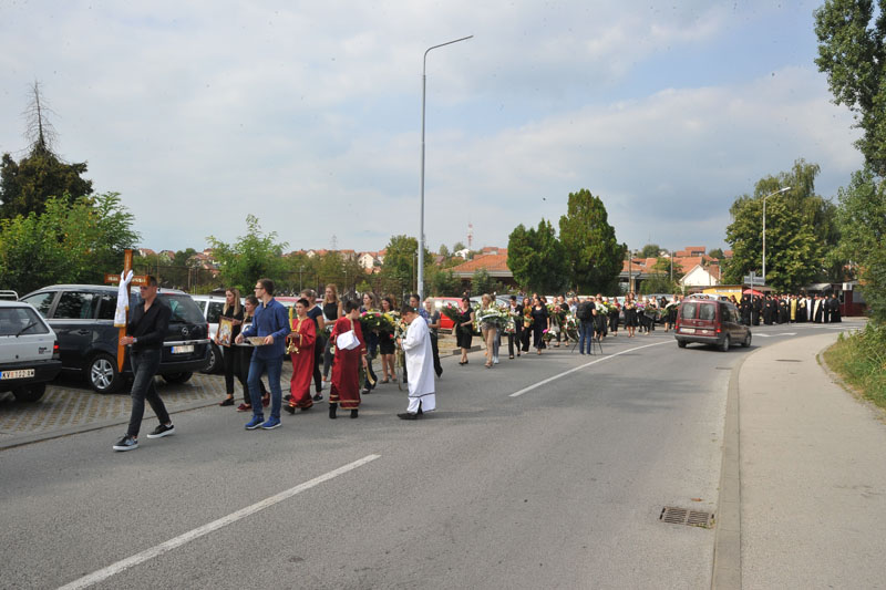Опело и сахрана новопрестављеној слушкињи Божијој Ивани Марковић