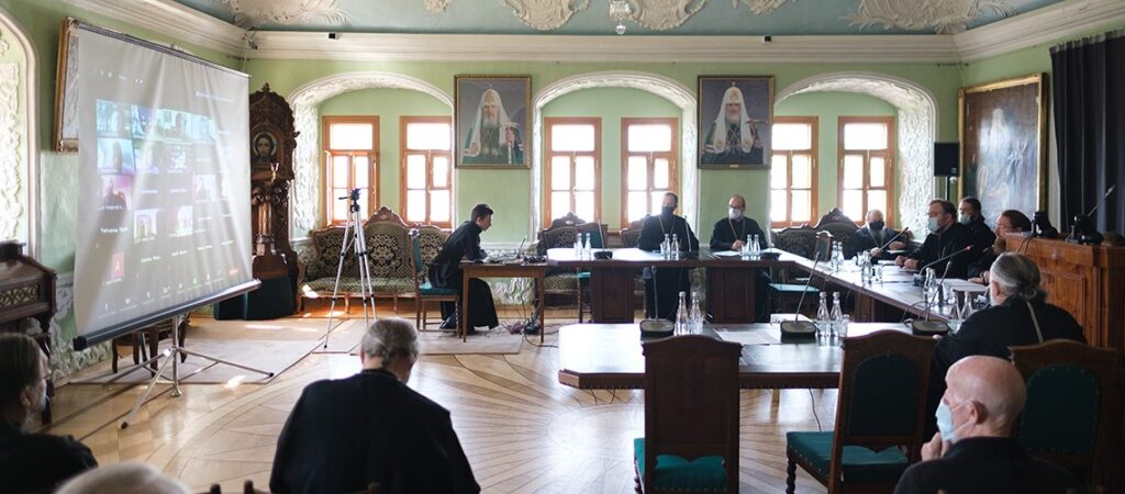 Профессорско-преподавательская корпорация собралась на первое общее заседание в новом учебном году