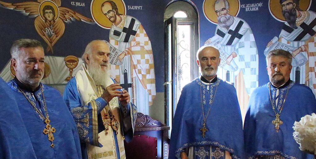 Слава храма Сабора српских светитеља на Карабурми