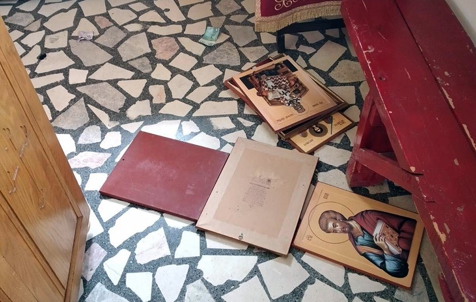В Косово ограбили и осквернили храм Сербской Православной Церкви