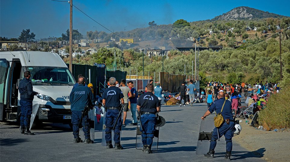 Κυβερνητικό κλιμάκιο στη Μόρια