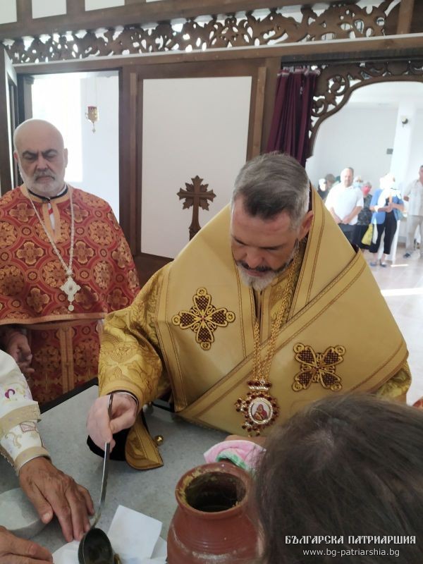 Освещаване на храм “Св. Рождество Богородично”, с. Нова Камена, общ. Тервел