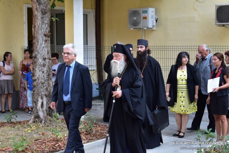 Откриване на учебната година в ЧНУ „Св.Седмочисленици“ – Ловеч