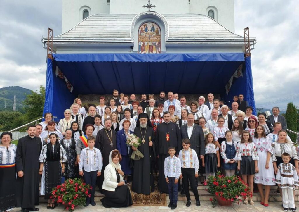 Vizită arhierească în Parohia Bistra Mureșului