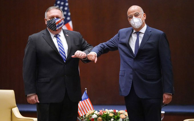 Ολοκληρώθηκε η συνάντηση Πομπέο-Δένδια – Οι θρησκευτικές ελευθερίες και οι “ισχυροί δεσμοί Ελλάδος-ΗΠΑ”