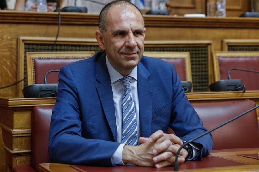 “Δεν πρόκειται να εισέλθει κανείς στα χωρικά μας ύδατα”