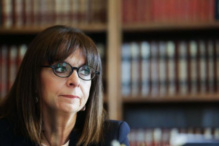 Η Πρόεδρος στο καταγάλανο Καστελόριζο