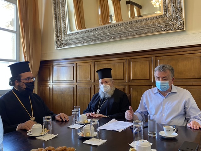 Υπογραφή Αρναουτάκη για την “Μητρόπολη των Μοναστηριών”