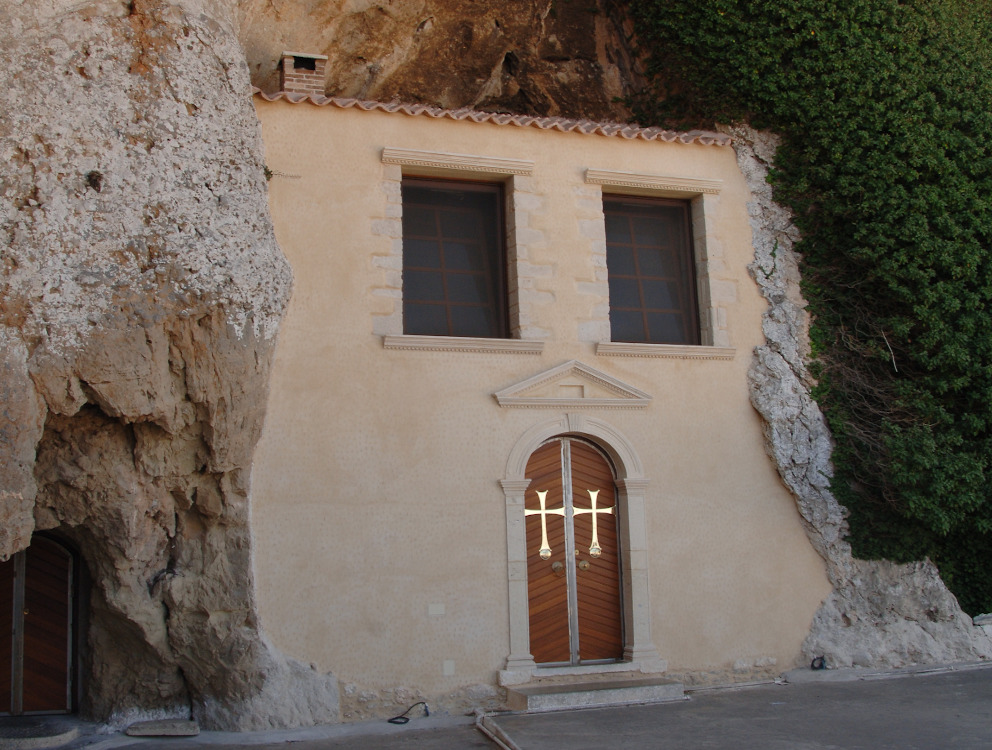 Προκηρύσσονται οι εργασίες αποκατάστασης της Μονής Φανερωμένης