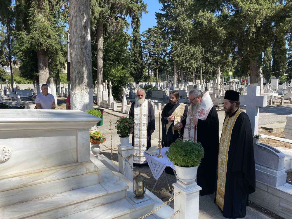 Τρισάγιο για τον μακαριστό προκάτοχό του τέλεσε ο Μητρ. Λαρίσης