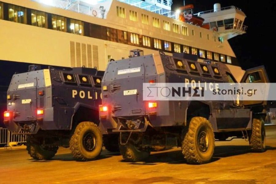 Επιπλέον 5 διμοιρίες ΜΑΤ και ειδικά τεθωρακισμένα στη Λέσβο