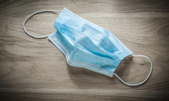 Υποχρεωτική η χρήση μάσκας στο Κτήριο της Θεολογικής Σχολής Αθηνών