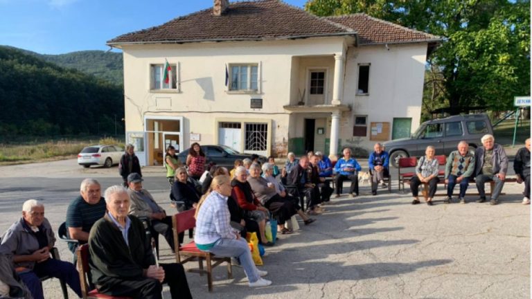 Ще изграждат параклис във врачанското село Веслец