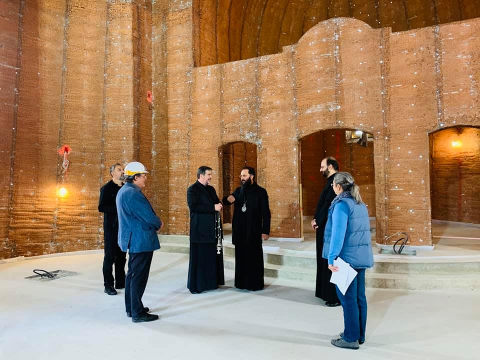 Mitropolitul grec al Austriei a vizitat şantierul Bisericii româneşti din Viena