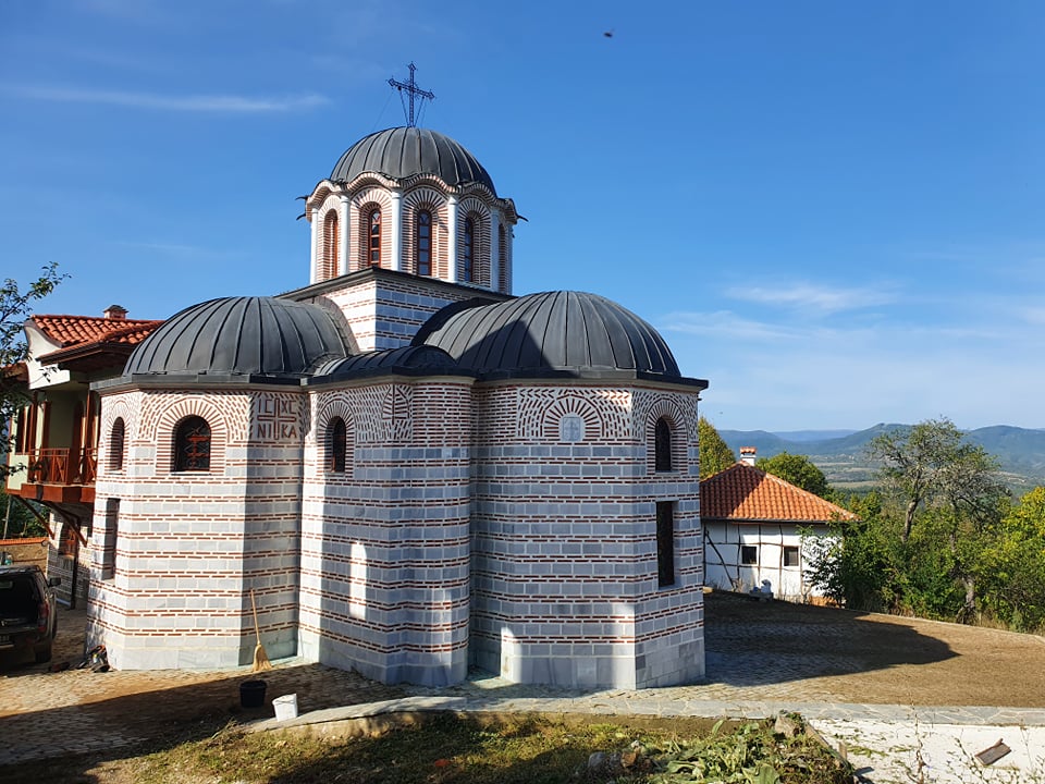 Предстои освещаване на храма “Св. Пантелеймон” в Църногорския манастир