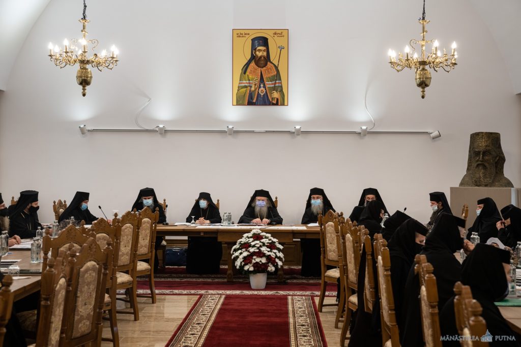 Prima sinaxă monahală sub păstorirea IPS Calinic al Sucevei și Rădăuților s-a desfășurat la Mănăstirea Putna