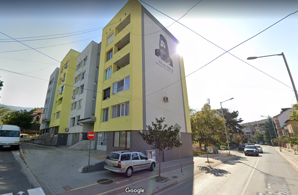 Образът на Българския екзарх Йосиф краси жилищна сграда в Петрич