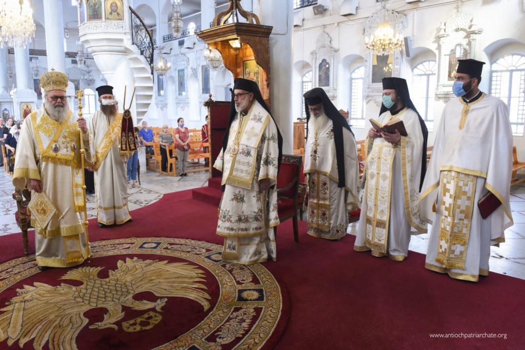 صاحب الغبطة يوحنا العاشر يرسم الشمّاس بورفيريوس نادر كاهناً