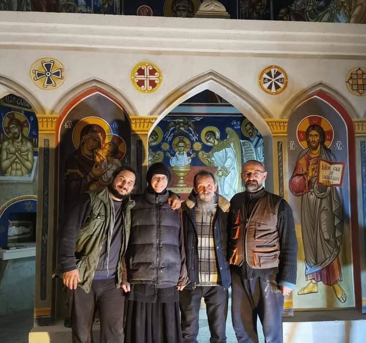 Осликавање Цркве Св. Илије у Млаки; обнова зграде Српске школе у Јасеновцу