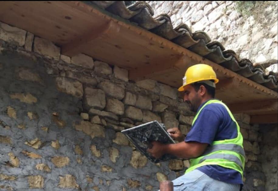 Berat/ Restaurohet fasada e Kishës së Shën Kollit, monument kulture kategoria e parë