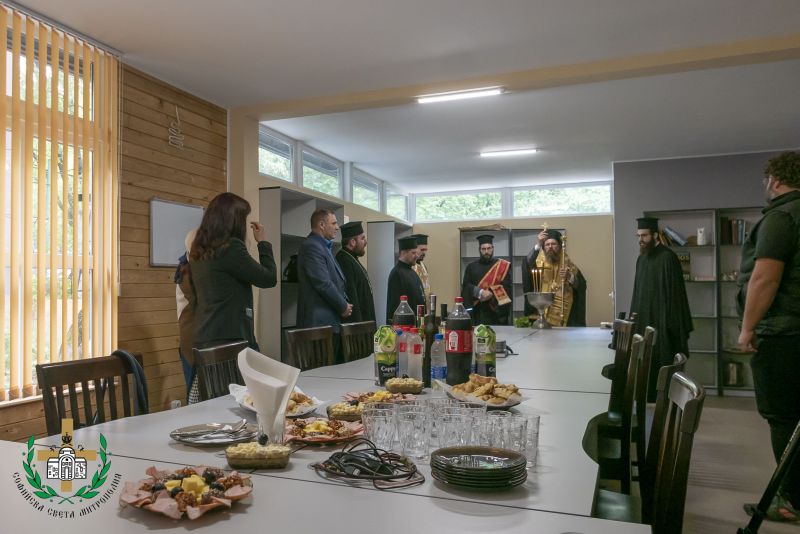 Освещаване на нов енорийски център към храм „Рождество Богородично“ в столичния кв. „Лагера“