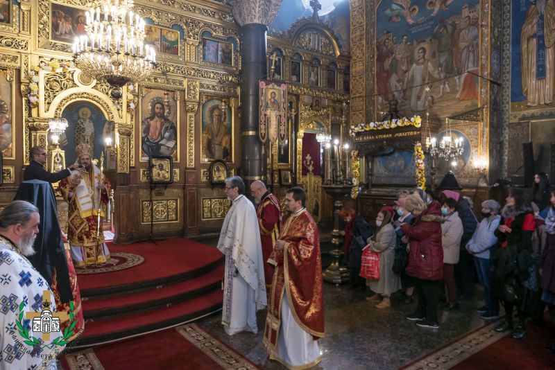 Катедралният храм „Св. Неделя“ отбеляза празника на св. крал Стефан Милутин
