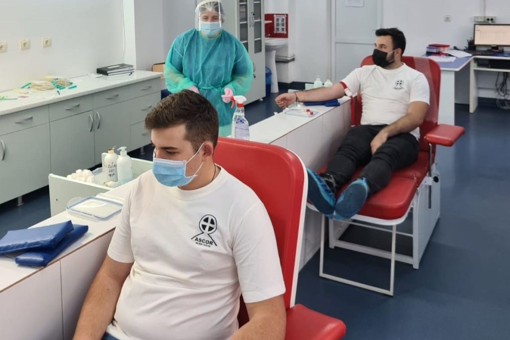 ASCOR Alba Iulia a mobilizat studenții pentru a dona sânge