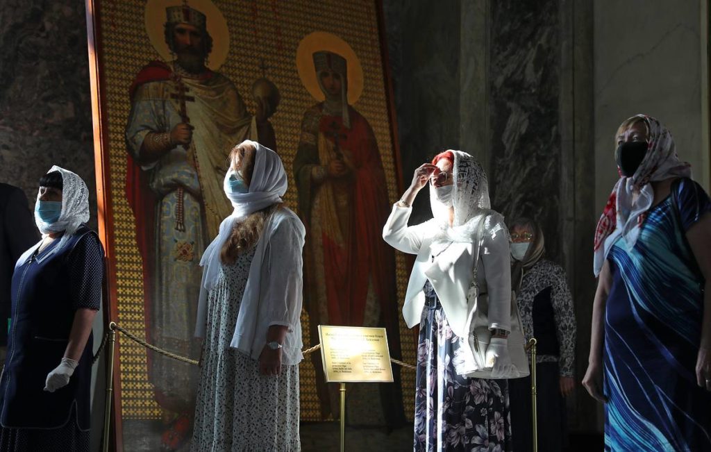 РПЦ се обърна към вярващите да спазват мерките заради пандемията