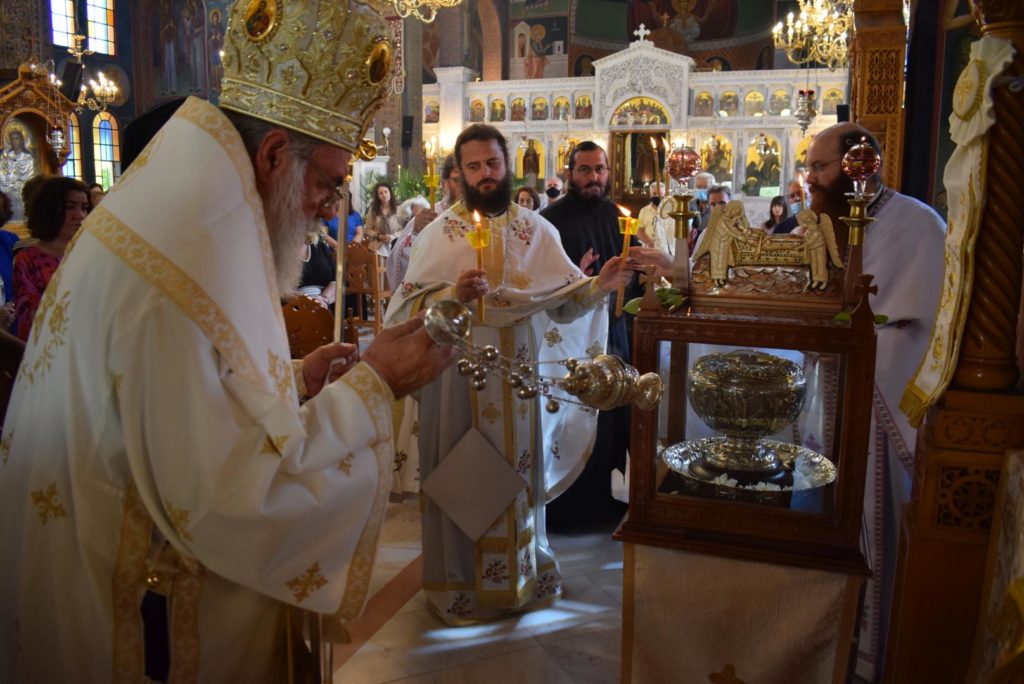 Εγκατάσταση Λειψάνου Αγίας Βαρβάρας από τον Μητροπολίτη Ιλίου