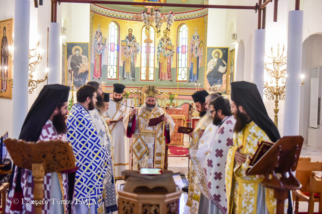 «Nα ζούμε σύμφωνα με τα Ουράνια θελήματα»