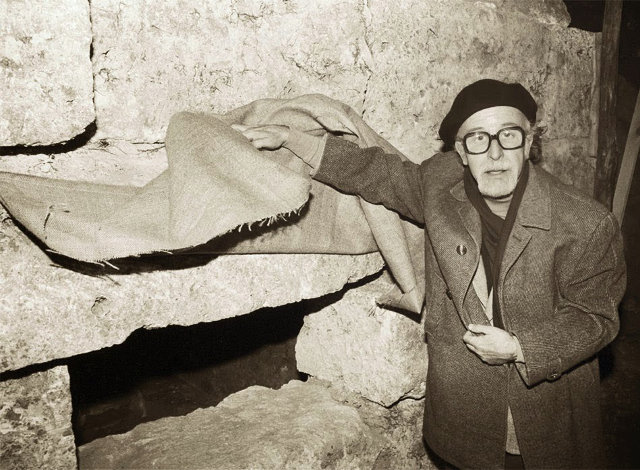 Μανόλης Ανδρόνικος