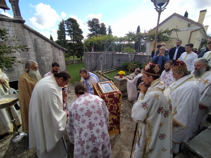 Празник Покрова Пресвете Богородице у манастиру Дужи