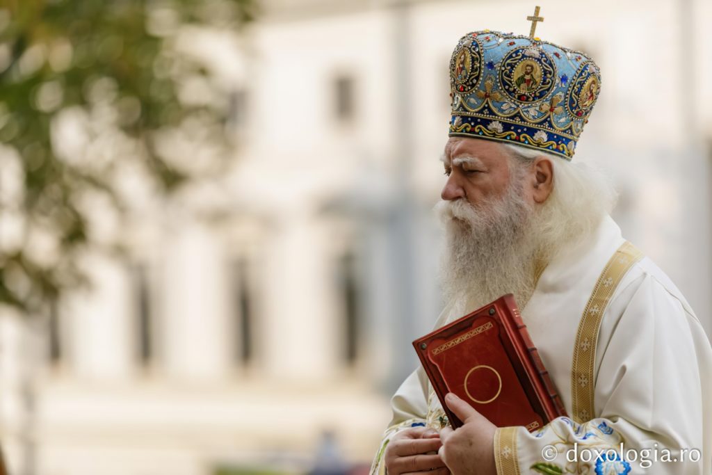 IPS Calinic: Traficul de persoane, încătușare în care semenii îl aruncă pe cel slab, ucigându-l sufletește