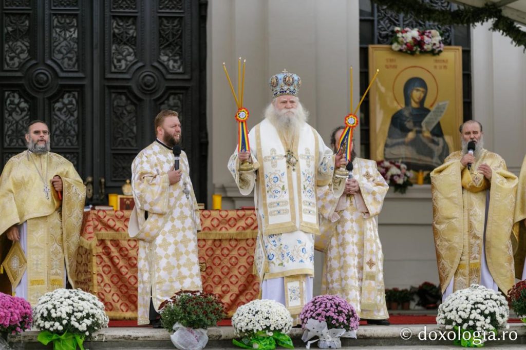 Sărbătoarea Aducerii moaştelor Sf. Andrei la Iaşi, marcată prin liturghie