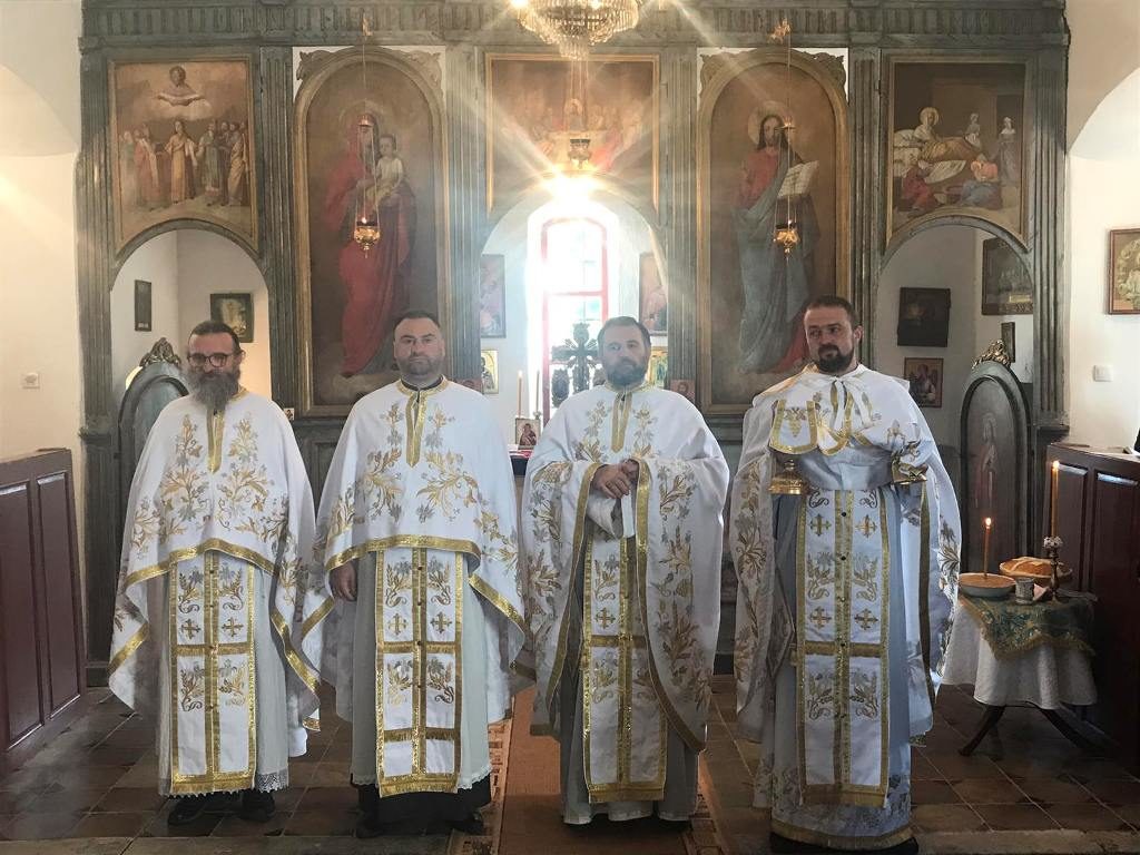 Слава цркве Покрова Пресвете Богородице у Реснику