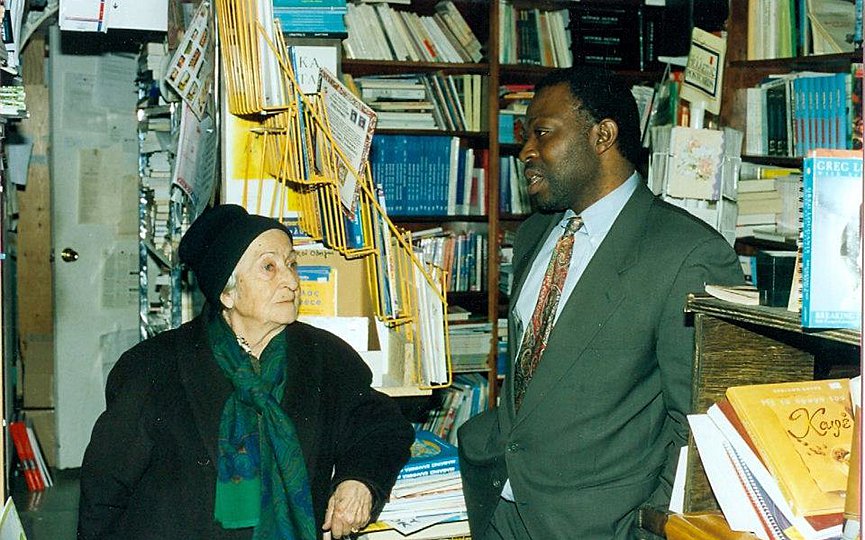 Αστόρια: Ανοίγει και πάλι το ελληνικό βιβλιοπωλείο