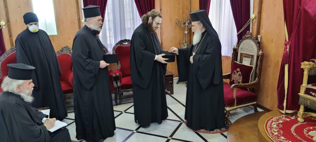 Ο υποψήφιος διάκονος π. Αθανάσιος στον Πατριάρχη Ιεροσολύμων