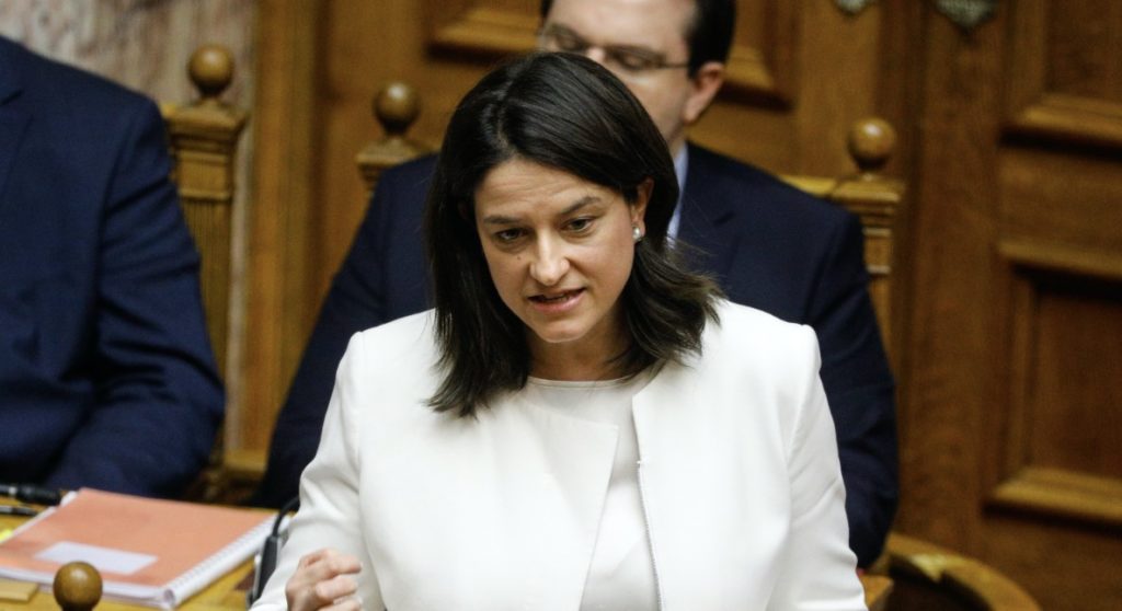 Κανένας κουκουλοφόρος δεν θα κρατήσει την Ελλάδα πίσω