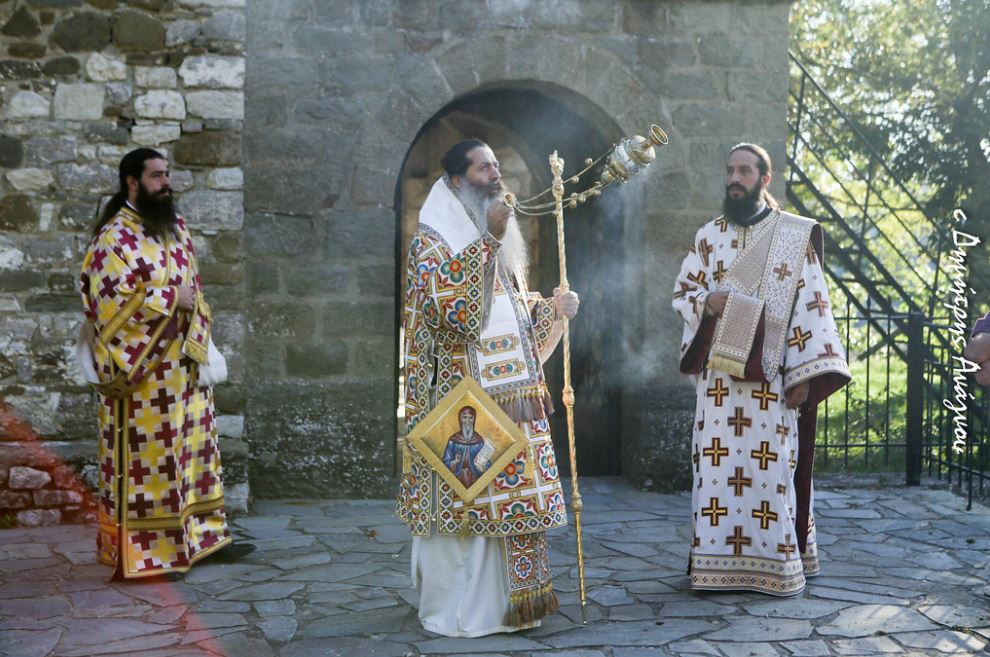 Σε ορεινά χωριά της Φθιώτιδος εόρτασε τα Ονομαστήρια του ο Μητροπολίτης Συμεών