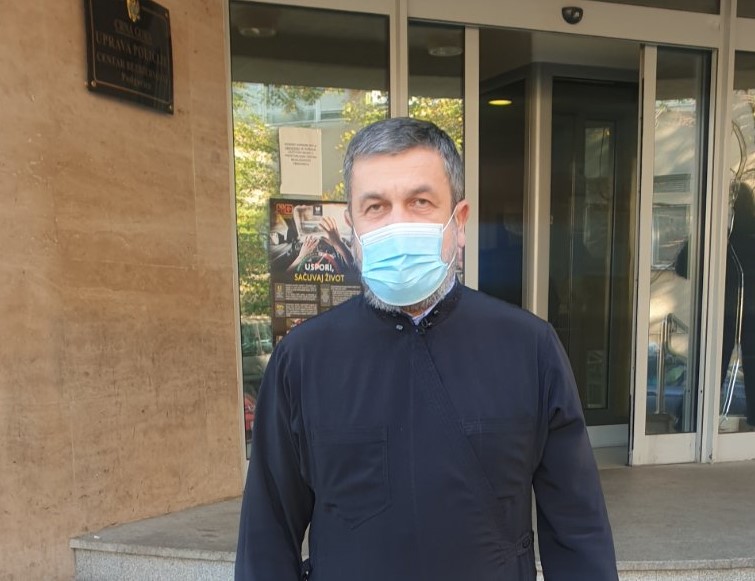 Прота Миладин Кнежевић саслушан у подгоричком Центру безбједности
