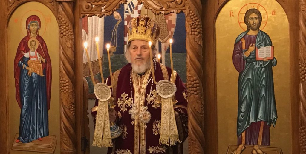 Епископ Лаврентије служио свету Литургију и помен патријарху Иринеју у цркви Светог Саве у Шапцу