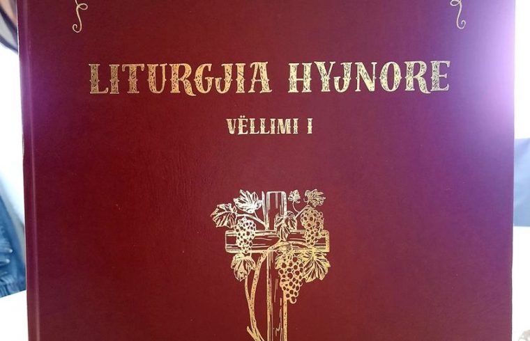 “LITURGJIA HYJNORE” Vëllimi 1 – Theodhor Peci, Drejtues i Korit Bizantin “Shën Joan Kukuzeli” i Katedrales “Ngjallja e Krishtit” Tiranë